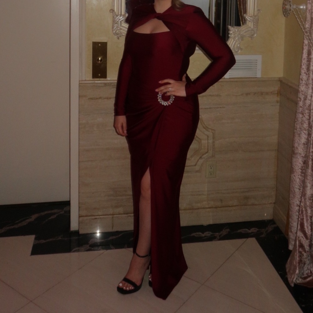 Elegant Burgundy Evening Gown